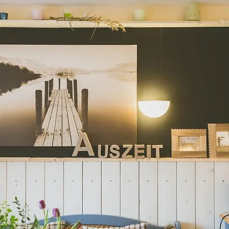 Auszeit ホテル 3*